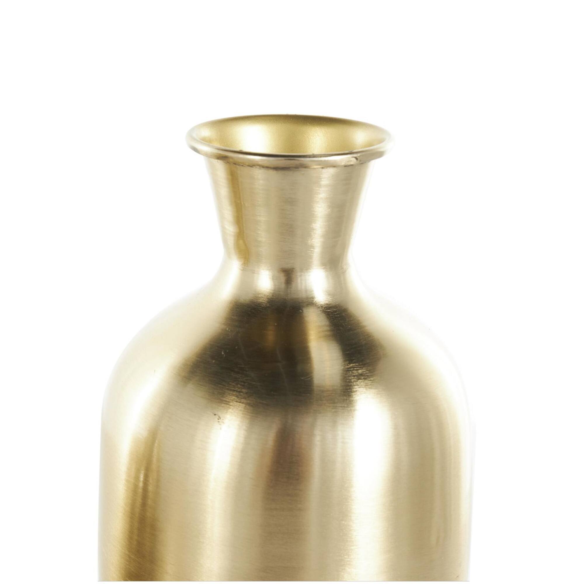 Gold Minimal Metal Vase Set